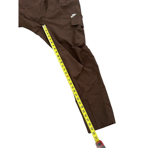 NIKE AIR SPORTSWEAR WOVEN UTILITY CARGO JOGGERS CACAO WOW BROWN Size Large NWT - Picture 10 of 14